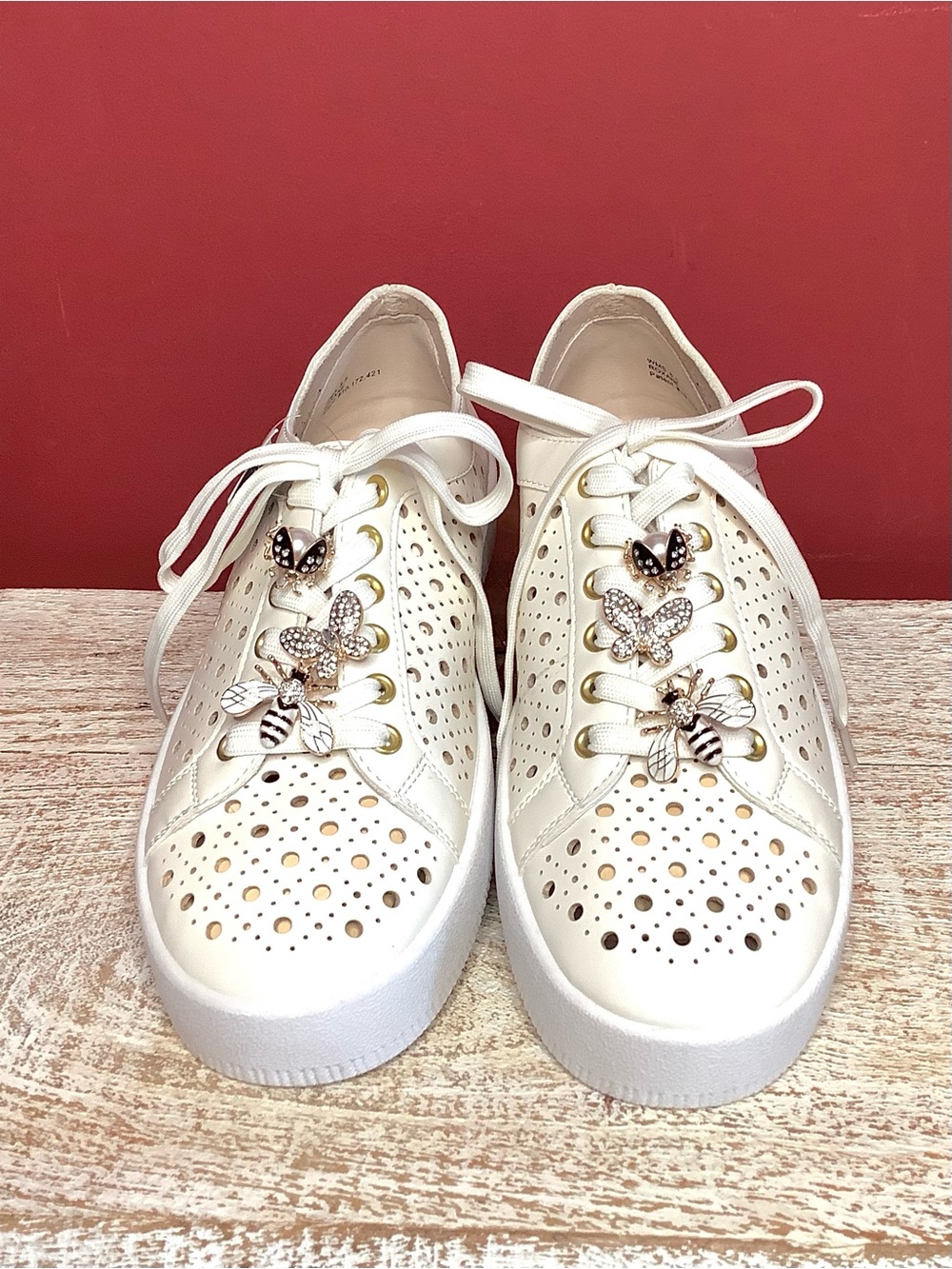 DV Roxanne Off White Airy Platform Sneakers Bee & Butterfly Bling Charms - Picture 2 of 16